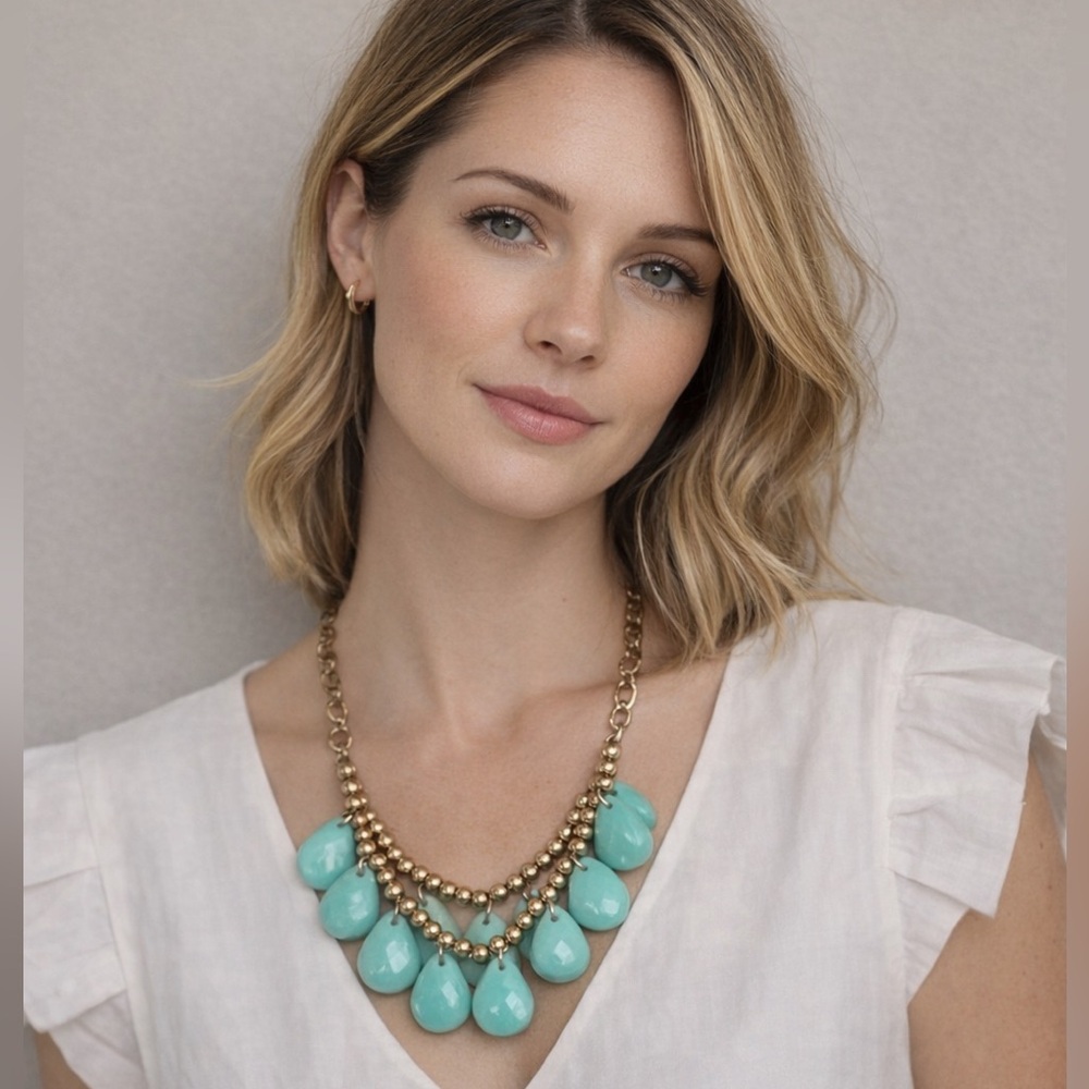Necklace 90’s vintage costume jewelry turquoise necklace